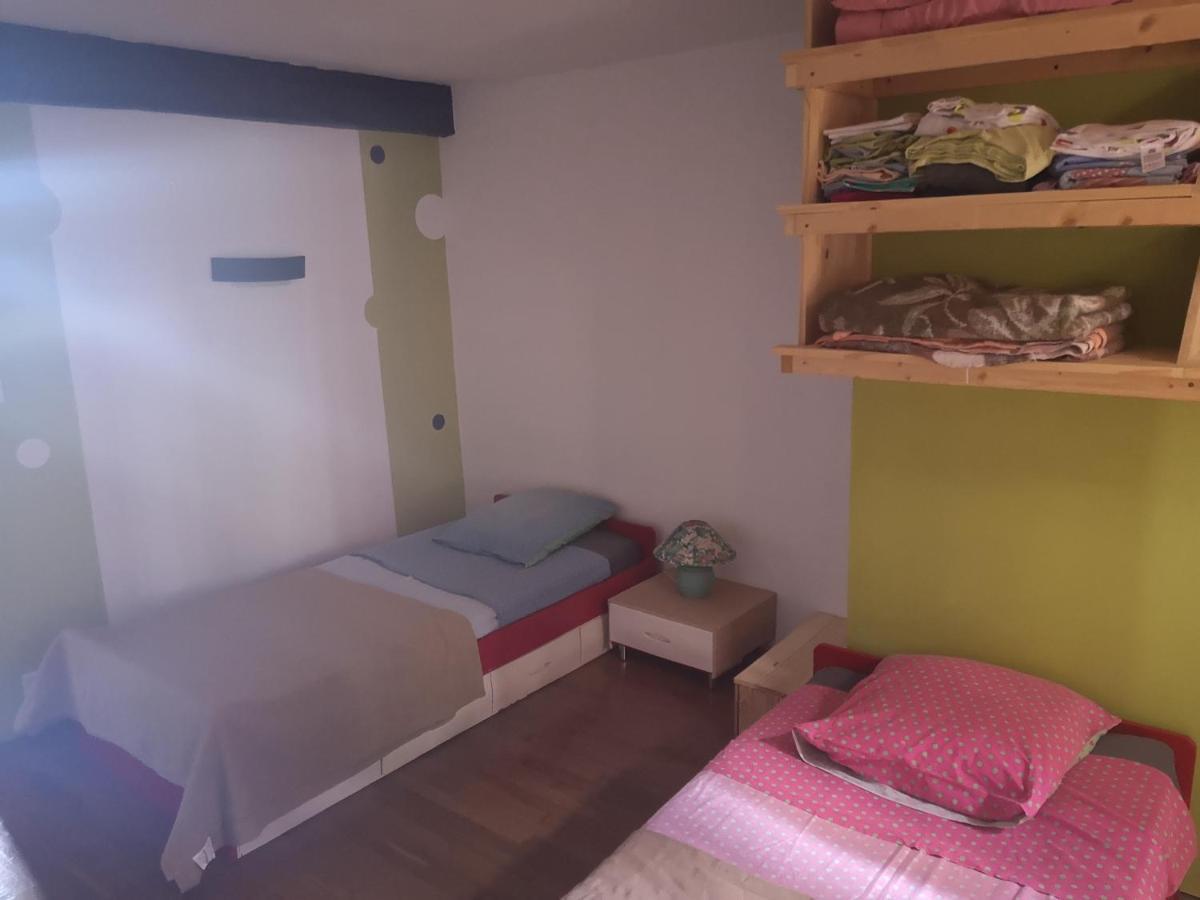 Maison Atypique A Cordes-Sur-Ciel 2 Chambres מראה חיצוני תמונה
