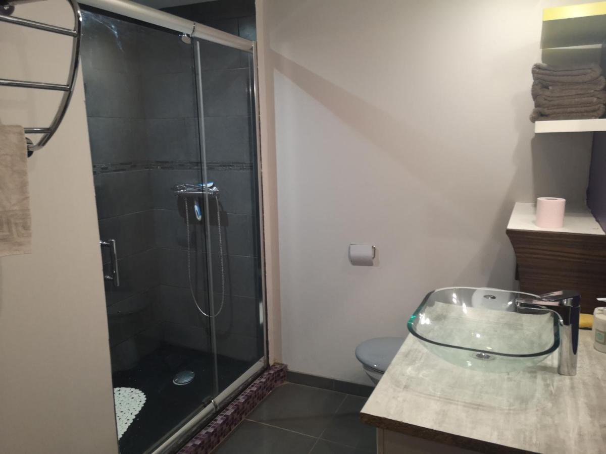 Maison Atypique A Cordes-Sur-Ciel 2 Chambres מראה חיצוני תמונה